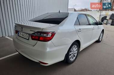 Седан Toyota Camry 2014 в Чернигове