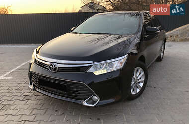 Toyota Camry 2015