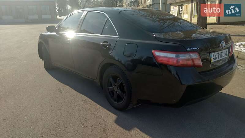 Седан Toyota Camry 2007 в Харькове