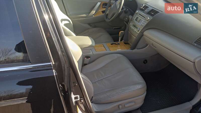 Седан Toyota Camry 2007 в Харькове