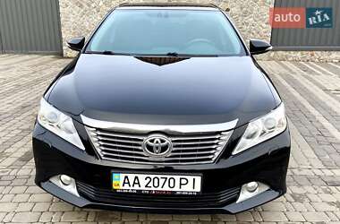 Седан Toyota Camry 2013 в Белой Церкви