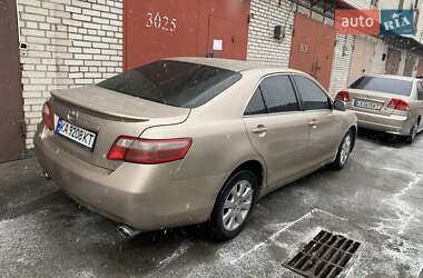 Седан Toyota Camry 2007 в Києві