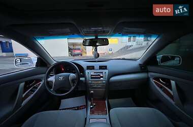 Седан Toyota Camry 2010 в 