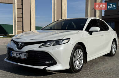 Седан Toyota Camry 2019 в Одесі