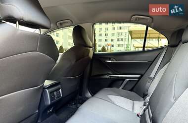 Седан Toyota Camry 2018 в 
