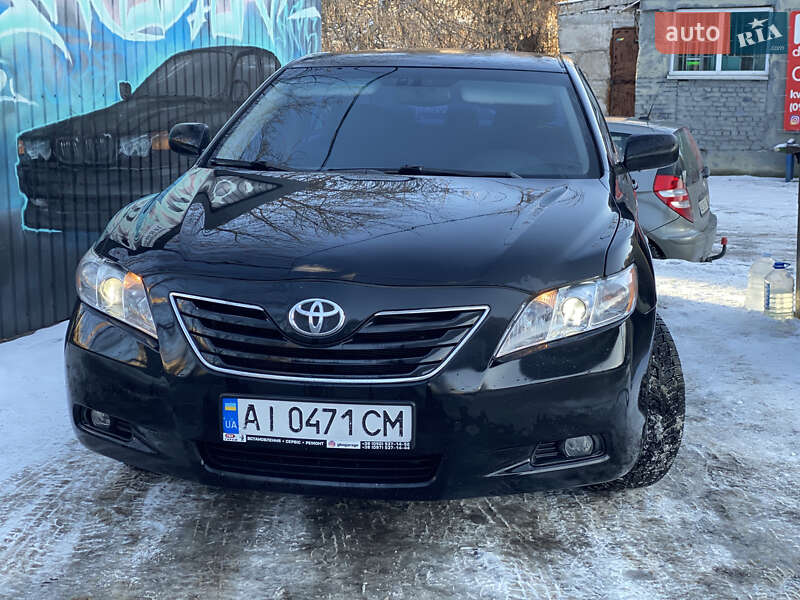 Седан Toyota Camry 2008 в Києві