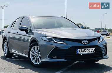 Седан Toyota Camry 2021 в Киеве