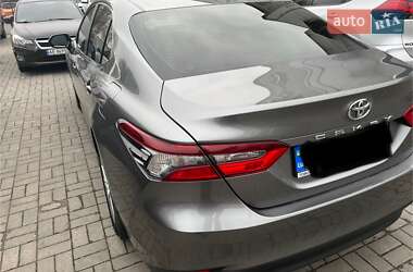 Седан Toyota Camry 2021 в 