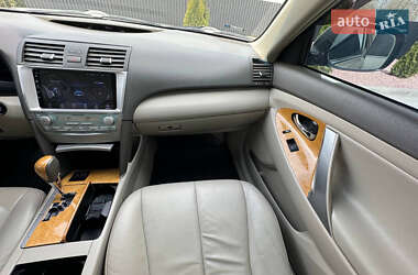 Седан Toyota Camry 2006 в 