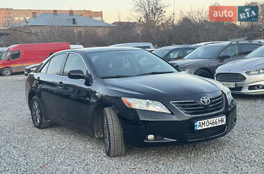 Седан Toyota Camry 2008 в Бердичеве