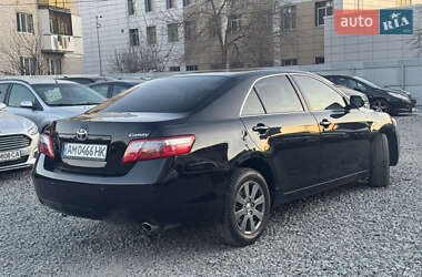 Седан Toyota Camry 2008 в Бердичеве