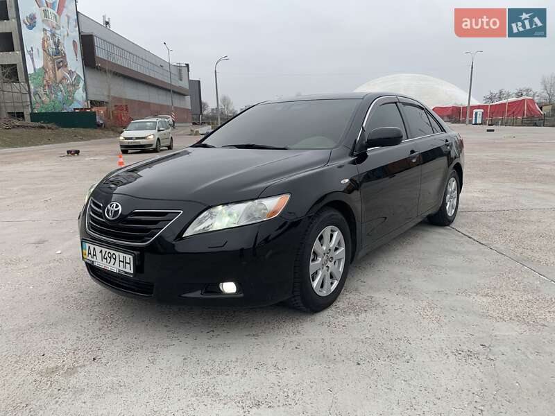 Седан Toyota Camry 2008 в 