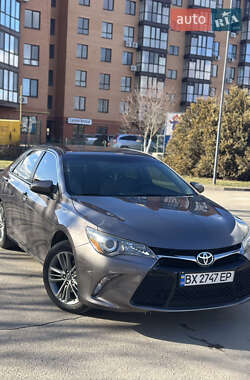 Седан Toyota Camry 2014 в Каменец-Подольском