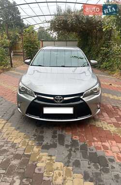 Седан Toyota Camry 2015 в Киеве