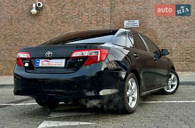 Седан Toyota Camry 2012 в Одессе