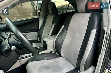 Седан Toyota Camry 2012 в Одессе