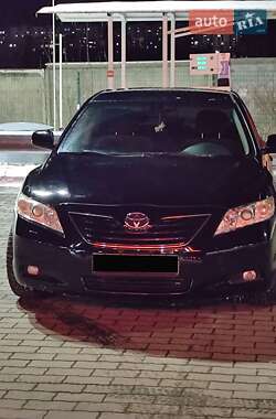 Седан Toyota Camry 2008 в Киеве