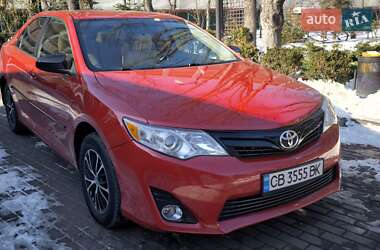 Седан Toyota Camry 2014 в Києві