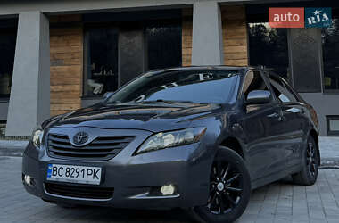 Седан Toyota Camry 2007 в Львові