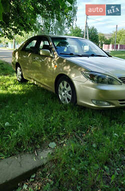 Седан Toyota Camry 2002 в Житомирі