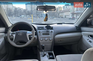 Седан Toyota Camry 2011 в Броварах