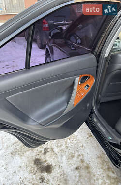 Седан Toyota Camry 2009 в Сумах