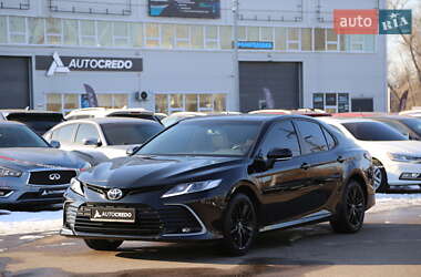 Седан Toyota Camry 2021 в Києві