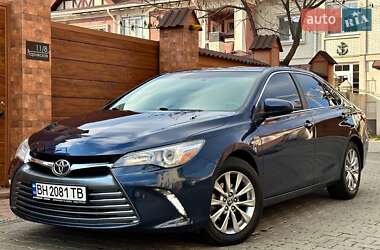 Toyota Camry 2015