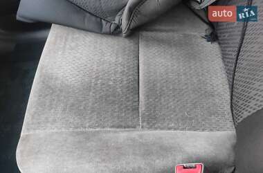 Седан Toyota Camry 2004 в 