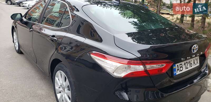 Седан Toyota Camry 2019 в Вінниці