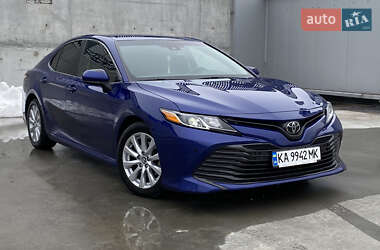 Toyota Camry 2018