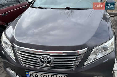 Toyota Camry 2011