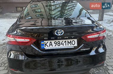 Седан Toyota Camry 2020 в Києві