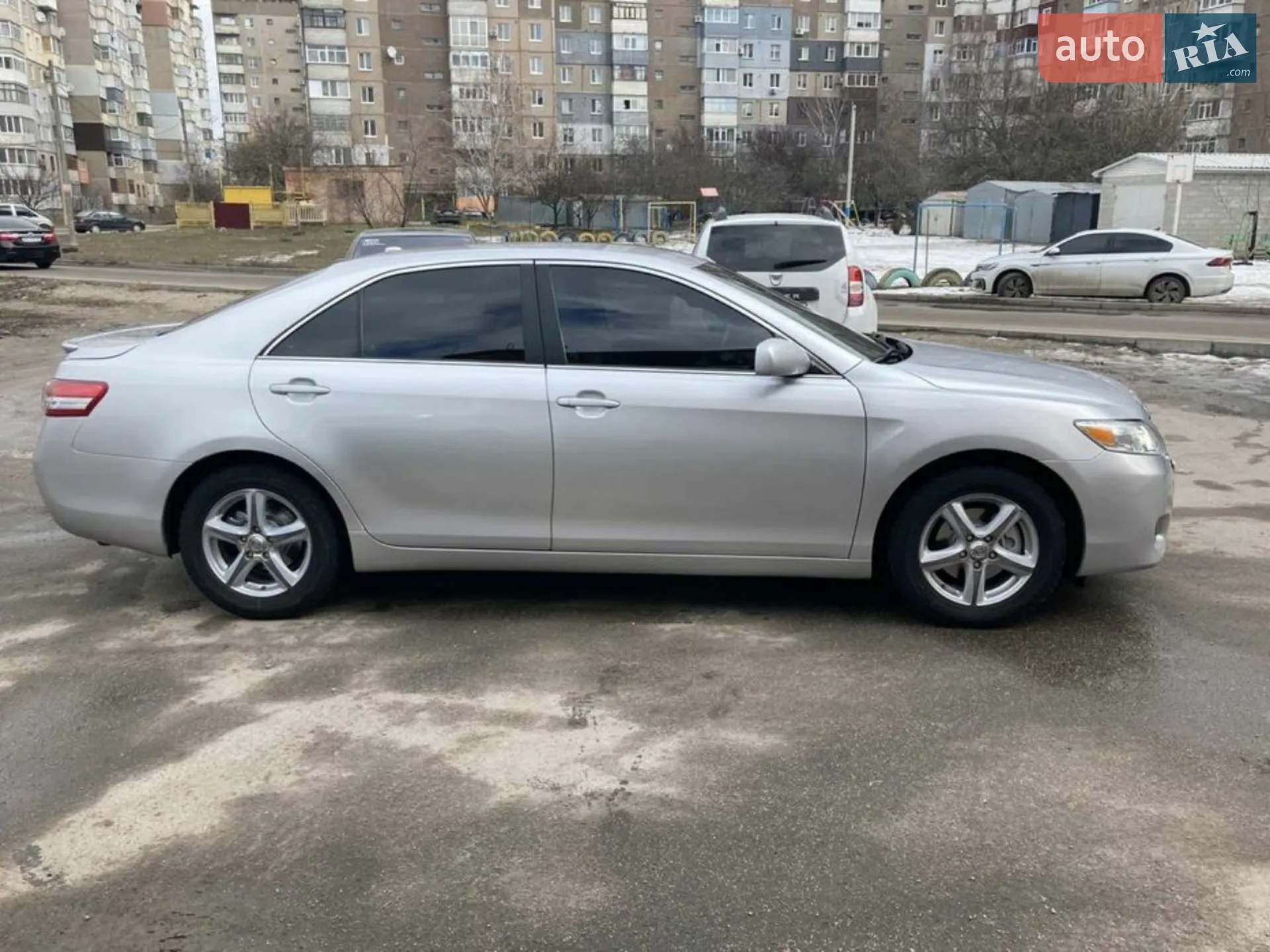 2011 Toyota Camry - мініатюра 2