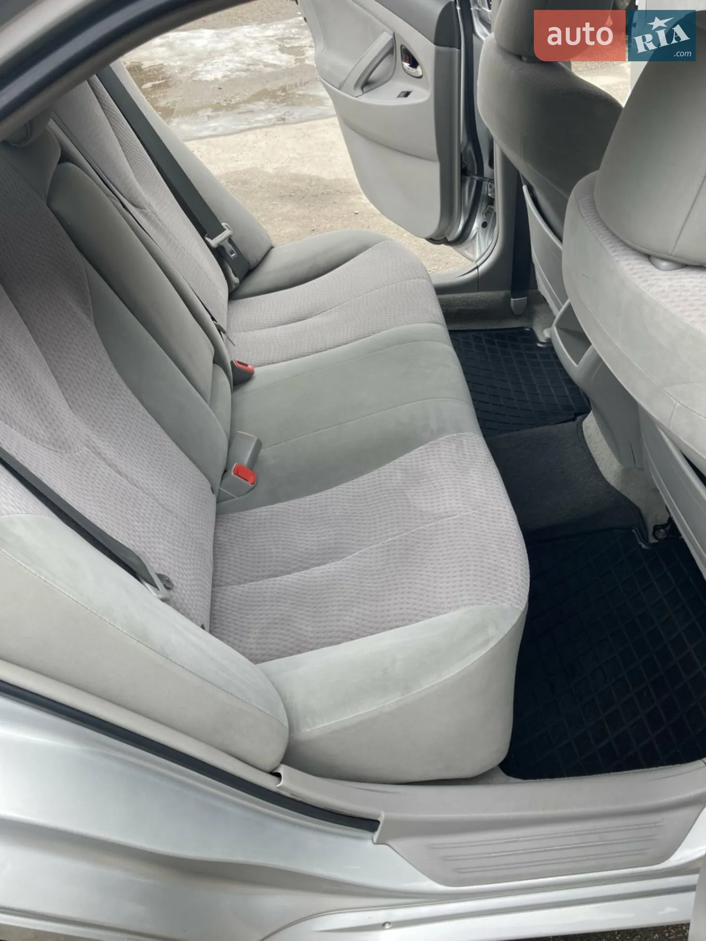 2011 Toyota Camry - мініатюра 18