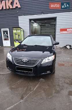 Седан Toyota Camry 2008 в Сумах