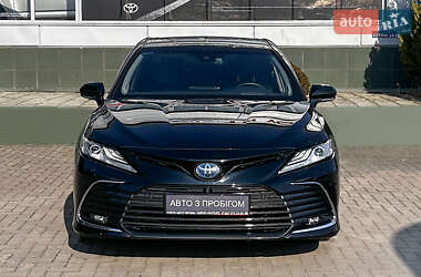 Toyota Camry 2023