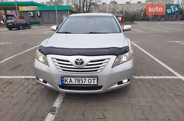 Седан Toyota Camry 2006 в Броварах