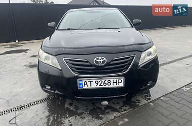 Седан Toyota Camry 2006 в Чернівцях