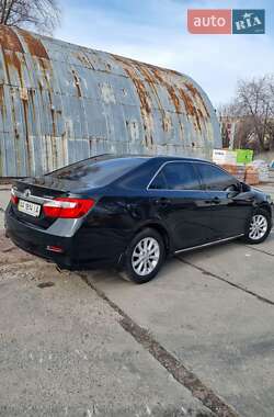 Седан Toyota Camry 2013 в Киеве