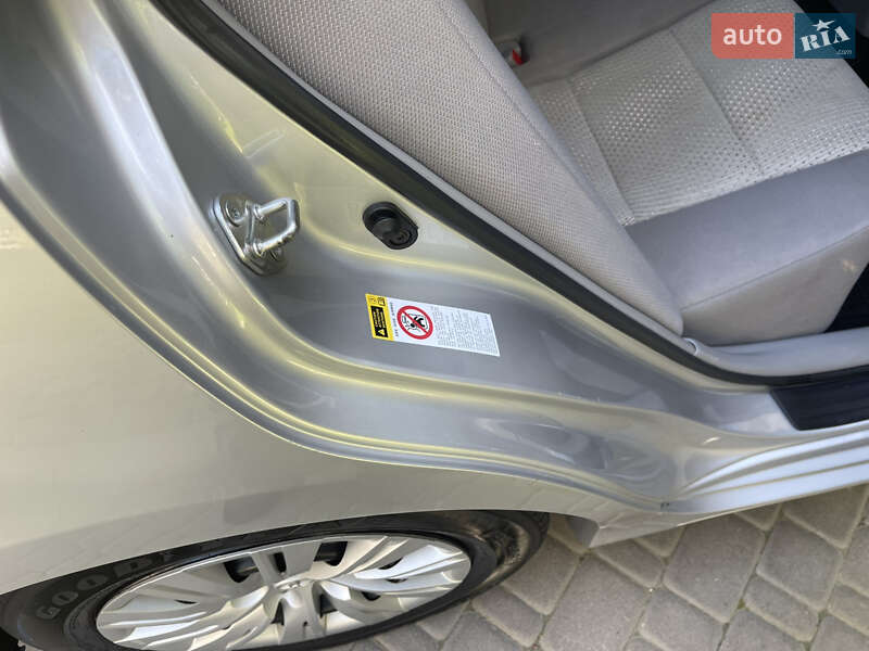 Седан Toyota Camry 2013 в Броварах