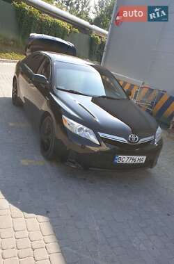 Седан Toyota Camry 2010 в 