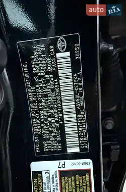Toyota Camry 2016