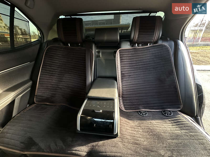 Седан Toyota Camry 2017 в Харькове