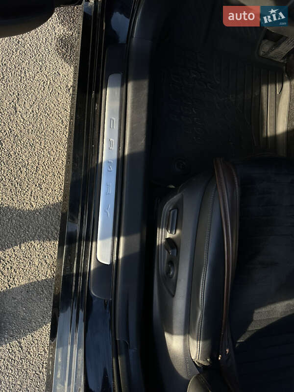 Седан Toyota Camry 2017 в Харькове