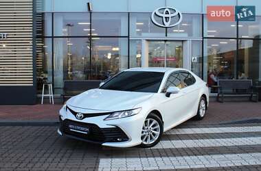 Toyota Camry 2023