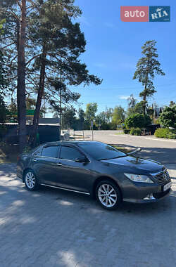 Седан Toyota Camry 2012 в Києві