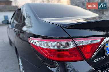 Седан Toyota Camry 2015 в Гайсину