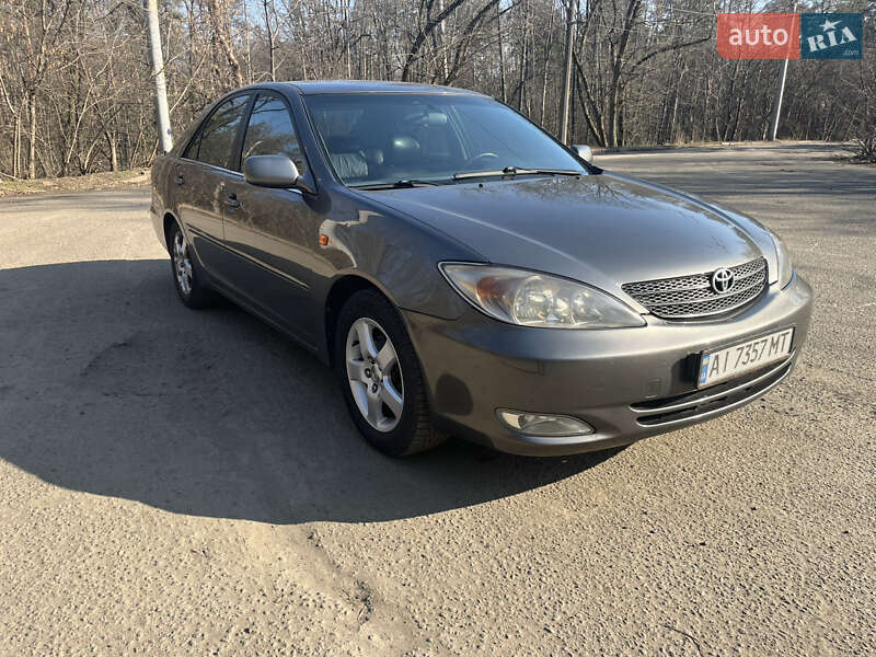 Седан Toyota Camry 2001 в Києві
