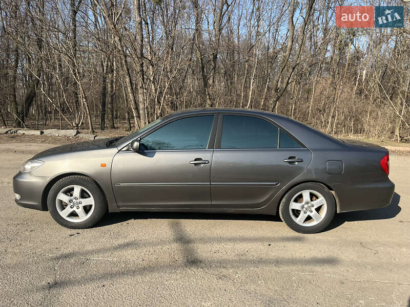 Седан Toyota Camry 2001 в Києві